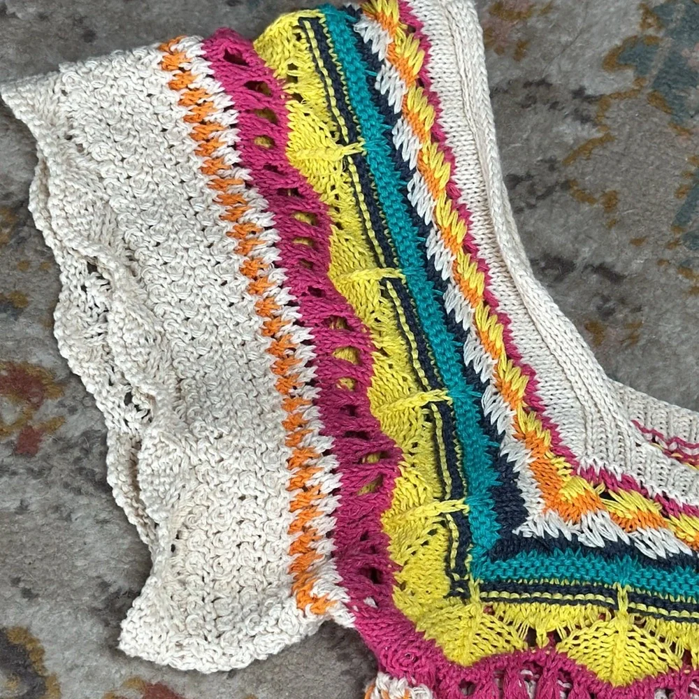 Zara Multi Color Cream Crotched Cropped‎ Cap Sleeve Top - medium - Picture 10 of 17